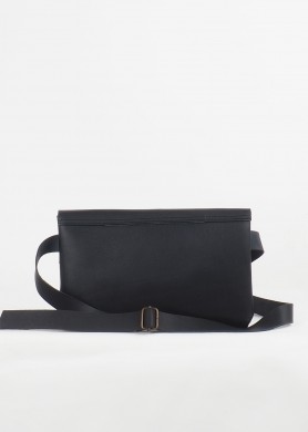 Black small leather belt...