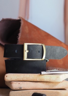 Black leather belt · UNISEX ·